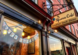 3 Squares Cafe