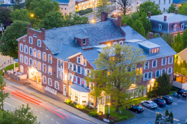 Morgan's Tavern at the Middlebury Inn