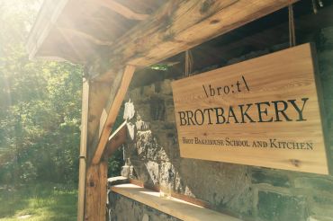 German Holiday Baking | Brotbakery
