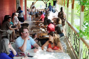 Sunday Sessions | Lincoln Peak Vineyard