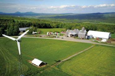 Smoothie Stand and Farm Tours at Butterworks Farm | 2019 Open Farm Week