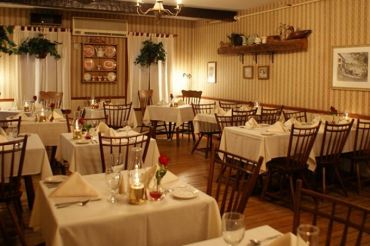 Christmas at Echo Lake Inn