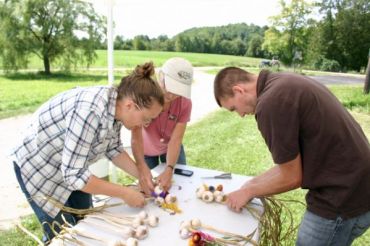 Pizza Dinner and Garlic Braiding Workshop at Last Resort Farm | 2019 Open Farm Week