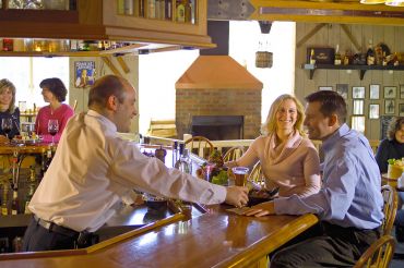 Charlie B's Pub & Restaurant