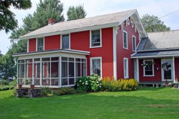Crescent Bay Farm B&B