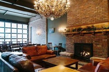 New Moon Cafe
